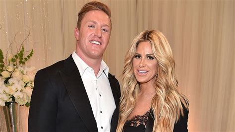 Kim Zolciak Snapchats NSFW Nude Pic of Hubby Kroy。